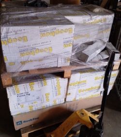 JOBLOT OF ECOPHON MASTER E T24 CEILING TILES WHITE 600 MM X 600 MM X 40 MM G3544 2022