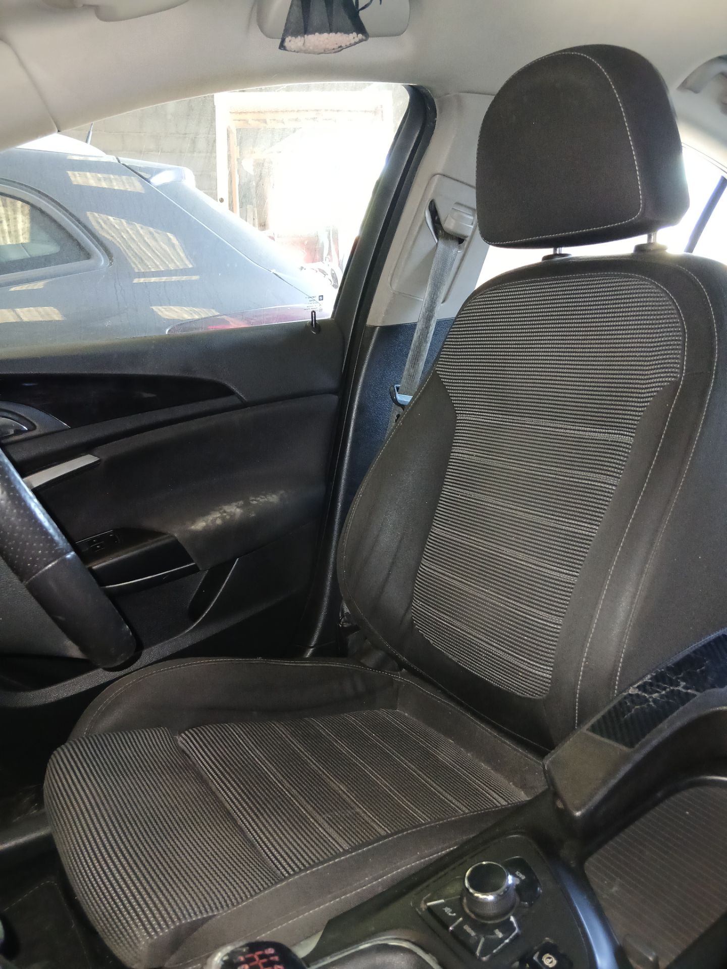 2010 VAUXHALL INSIGNIA SRI NAV 160 CDTI – 2.0 DIESEL – MANUAL >>--NO VAT ON HAMMER--<< - Image 9 of 12