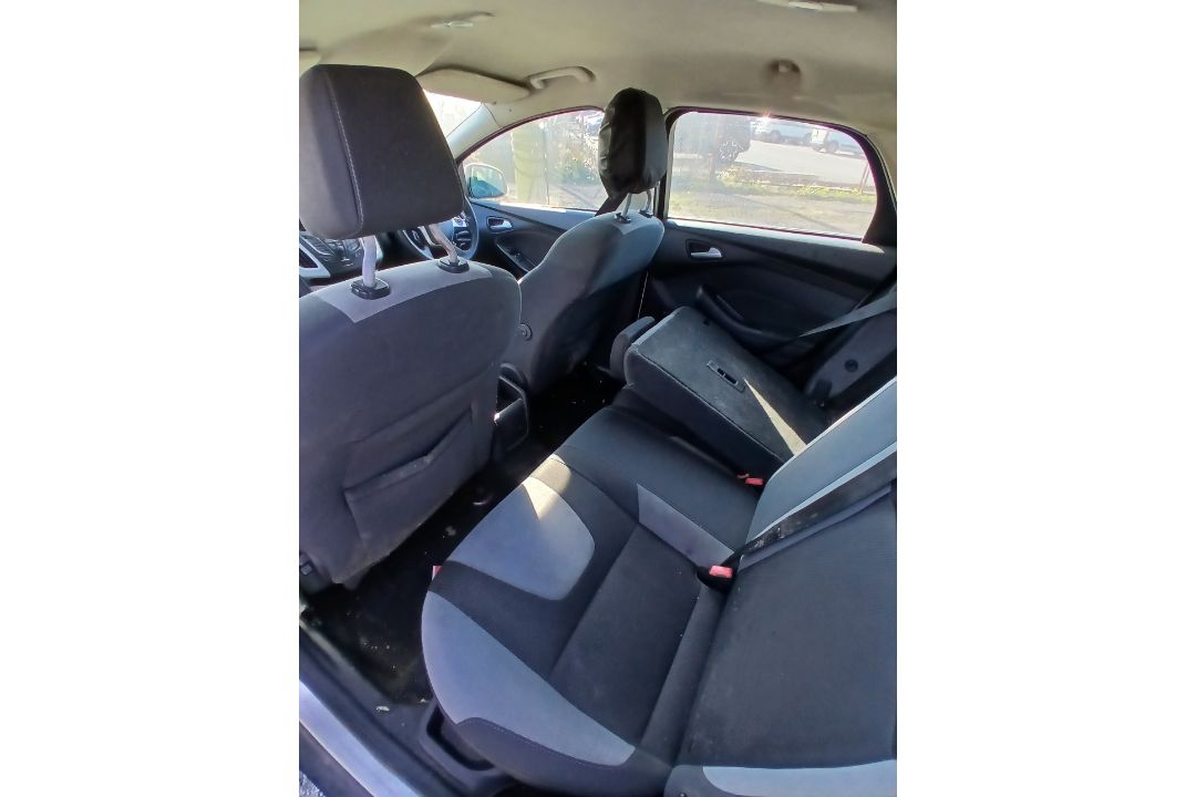 2014 FORD FOCUS ZETEC ECONETIC TDCI ESTATE – 1560CC DIESEL >>--NO VAT ON HAMMER--<< - Image 10 of 13
