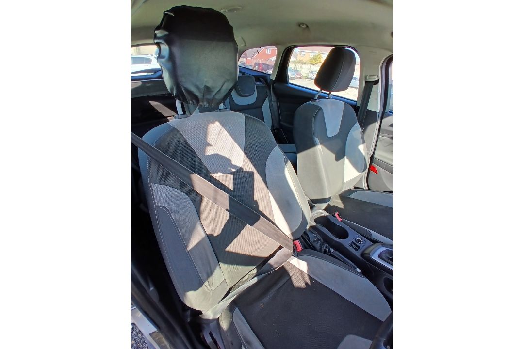 2014 FORD FOCUS ZETEC ECONETIC TDCI ESTATE – 1560CC DIESEL >>--NO VAT ON HAMMER--<< - Image 11 of 13