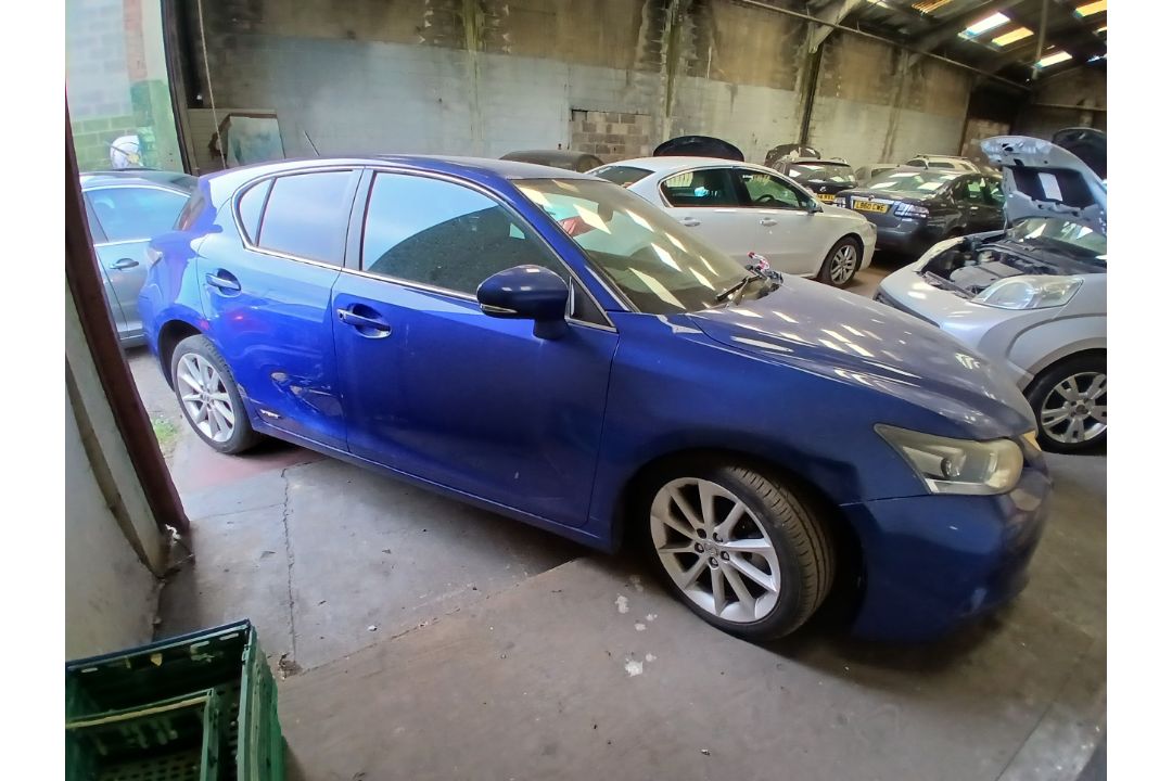 2011 LEXUS CT 200H SE-I CVT HYBRID ELECTRIC 1 PREVIOUS KEEPER - NO VAT ON HAMMER - Image 2 of 16