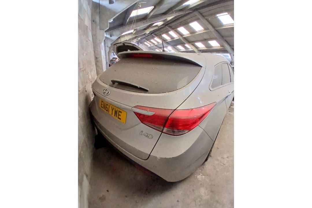 2012 HYUNDAI I40 STYLE GDI – 1.6 PETROL – MANUAL – SILVER – ESTATE >>--NO VAT ON HAMMER--<< - Image 3 of 13