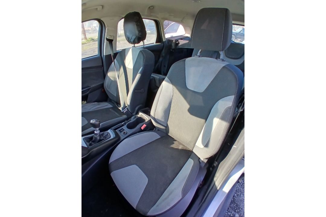 2014 FORD FOCUS ZETEC ECONETIC TDCI ESTATE – 1560CC DIESEL >>--NO VAT ON HAMMER--<< - Image 8 of 13