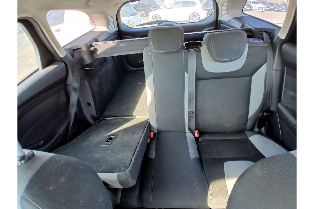 2014 FORD FOCUS ZETEC ECONETIC TDCI ESTATE – 1560CC DIESEL >>--NO VAT ON HAMMER--<< - Image 9 of 13