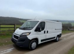 *(ONLY 81K MILEAGE)*2015 (15) PEUGEOT BOXER 330 L2H1 MWB HDI 2.2L 110BHP DIESEL>-NO VAT ON HAMMER-<