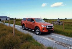 **(ONLY 81K MILEAGE)** 2022 ISUZU D-MAX D140 TP 160BHP 1.9 DIESEL 4X4 DOUBLE CAB PICKUP