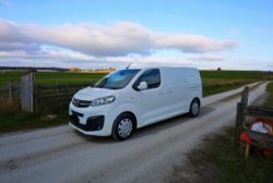 *(ONLY 84K MILEAGE)*2019 ON 69 PLATE VAUXHALL VIVARO 2700 SPORTIVE TURBO DIESEL>-NO VAT ON HAMMER-<