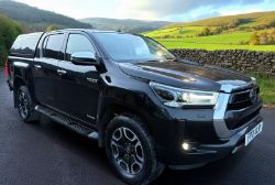 TOYOTA HILUX INVINCIBLE D-4D 4WD DCB AUTOMATIC 2021