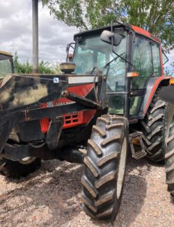 ALMET 6400 TRACTOR WITH LOADER