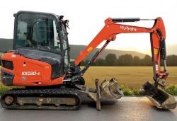 KUBOTA KX030-4 3T MINI EXCAVATOR / DIGGER – 2017