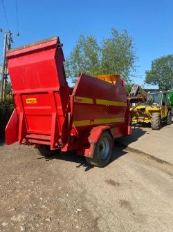 TEAGLE TOMAHAWK 1010 STRAW CHOPPER