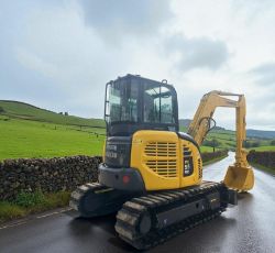 2011 KOMATSU PC55 EXCAVATOR MIDI DIGGER