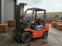 TOYOTA 7FGF30 LPG FORKLIFT