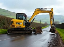 JCB 86C-1 – 8.6T MINI EXCAVATOR / DIGGER