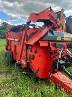 KUHN STRAW CHOPPER