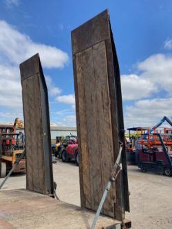 NOOTEBOOM LOW LOADER STEP FRAME WITH HYDRAULIC RAMPS