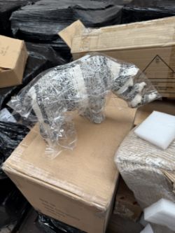 1 X PALLET OF BRAND NEW HIGH VALUE HOMEWARE STOCK