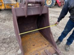 3 FOOT DIGGING BUCKET ON 80MM PINS – EXCAVATOR ATTACHMENT