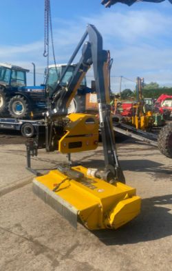 MCCONNEL PA5555-60 HEDGECUTTER