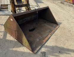 HYDRAULIC TIPPING FORKLIFT BUCKET – 6 FT WIDE