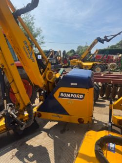BOMFORD FALCON 6T HEDGECUTTER