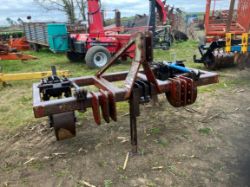 FLAT LIFT 2-LEG SUBSOILER