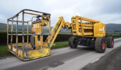 GENIE Z45/25 ARTICULATED BOOM LIFT / MANLIFT