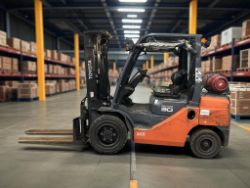 2014 TOYOTA 02-8FGF30 LPG FORKLIFT