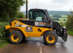 JCB 520-40 TELEHANDLER – 2018 – 2702 HOURS – A/C – 4X4 – 4M – 2T
