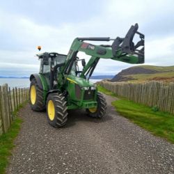 JOHN DEERE 5100R WITH MX T410 LOADER