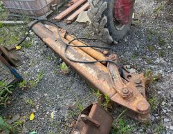 CASE 580 BACKHOE EXTENDING REAR DIPPER BOOM – EXCAVATOR / DIGGER ATTACHMENT