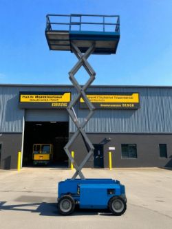 2006 GENIE GS2668 SCISSOR LIFT