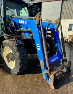 NEW HOLLAND MXU8 LOADER (2012) ON NEW HOLLAND T6.150 TRACTOR