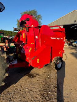 TAARUP 853 STRAW CHOPPER