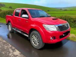 **(ONLY 105K MILEAGE)** 2016 TOYOTA HILUX INVINCIBLE D-4D 4X4 DCB >>--NO VAT ON HAMMER--<<