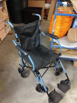DISABLED WHEEL CHAIR FOLD AWAY PORTABLE CHAIR BLUE