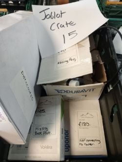 JOBLOT CRATE 15 RETURNS UPONOR DURAVIT