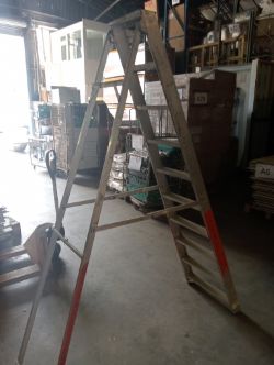 ALUMINIUM LADDERS 2.3 METERS 10 STEP