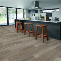 21 BOXES (70.14M2) POLYFLOR COLONIA LVT HAMPTON OAK RRP £1,300