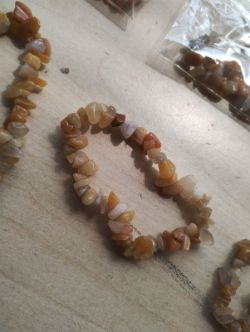 YELLOW ADVENTURINE GEMSTONE CHRYSTAL CHIP BRACELETS - ORIGINAL PACKAGING - JOBLOT OF 9