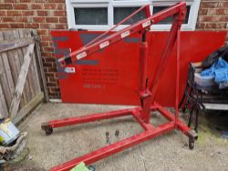 1 TON ENGINE LIFT