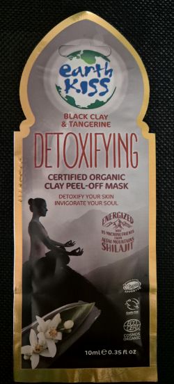 BRAND NEW 1,440 X MONTAGNE JEUNESSE FACE MASKS RRP £ 3,600.00