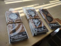 JOBLOT OF 20 REALLY USEFUL MAGNIFYING BOOKMARKS - ASSORTED STYLES - BRAND NEW & PACKAGED