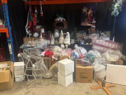 CHRISTMAS BRANDED PRODUCTS LIGHTS, DECORATIONS, WATER SPINNERS, LIGHT SCULPTURES & MUCH MORE!