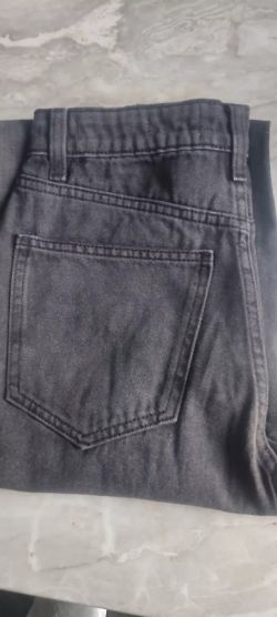 UNISEX BRANDED STRAIGHT LEGS JEAN IN WASH BLACK MIX SIZES UK JOB LOT BOX 25 PAIRS