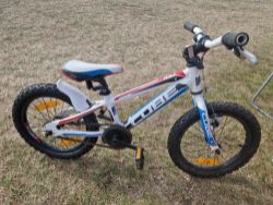 CUBE KIDS MOUNTAIN BIKE