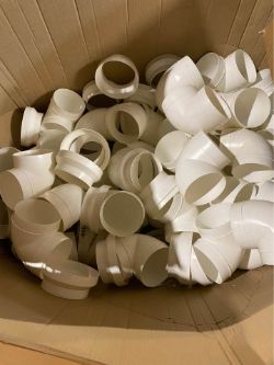 JOBLOT OF PVC FITTING 70 IN TOTAL 40X 90 DEGREE PIPE ELBOW 30X PIPE DUCT REDUCERS