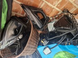 JOBLOT IRONS 9X WITH 4X IRONING BOARDSDS