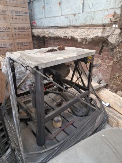 BIG TABLE SAW 240V