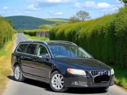 2010 VOLVO V70 SE LUX D ESTATE - DIESEL **(ONLY 120K MILEAGE)** >>--NO VAT ON HAMMER--<<